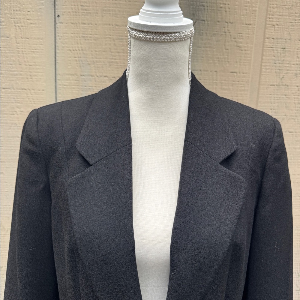 Versions by L Black Wool Blazer with Black and Red Lower Lining Options - Picture 3 of 12